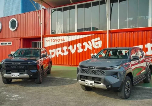 Toyota New Hilux Dipasarkan Mulai Rp448 Juta OTR Surabaya
